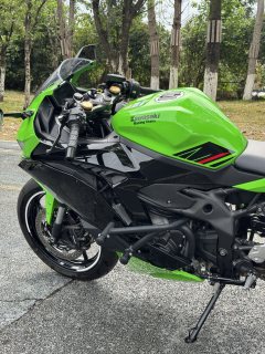 Kawasaki ZX-4R 400 cc - ფოტო 6
