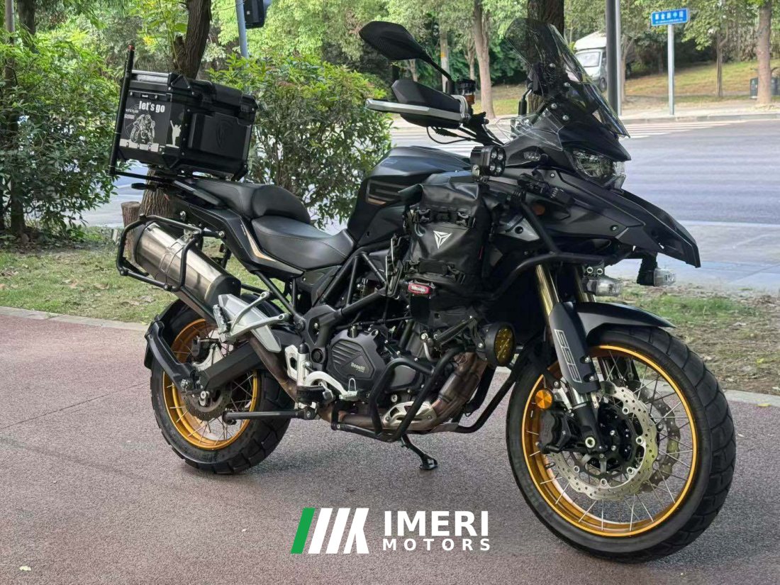 Benelli TRK552 550 cc - მოტოციკლი ჩინეთიდან