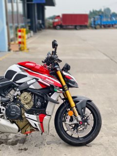 Ducati Street Fighter V4 1100 cc - photo 3