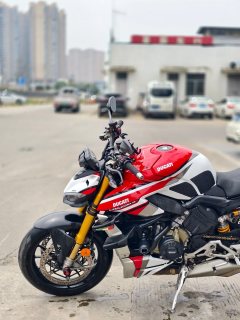 Ducati Street Fighter V4 1100 cc - photo 7
