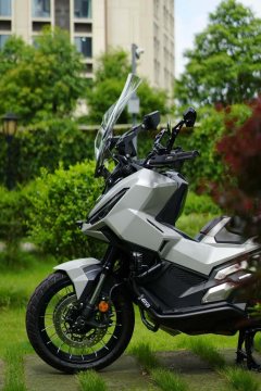 Honda X-ADV 750 - photo 1