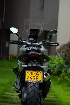 Honda X-ADV 750 - photo 3