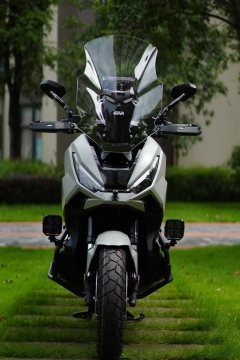 Honda X-ADV 750 - photo 5