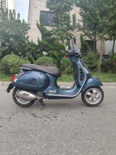 VESPA GTS 300 Super - photo 2