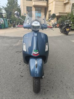 VESPA GTS 300 Super - photo 3
