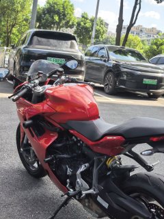 Ducati SuperSport 950 cc - ფოტო 2