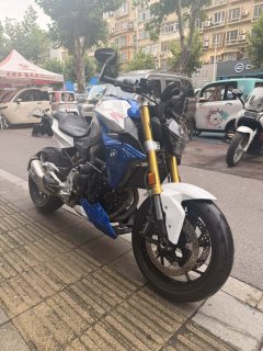 BMW F 900 R - ფოტო 1