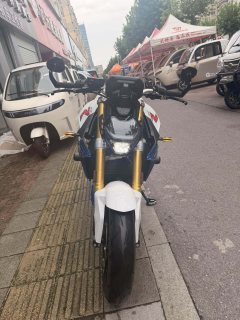 BMW F 900 R - ფოტო 2