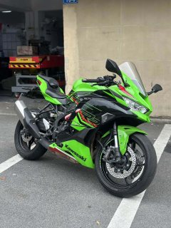 Kawasaki ZX-4R 400 cc - ფოტო 1
