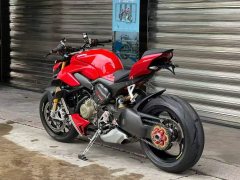 Ducati Street Fighter V4 1100 cc - ფოტო 2