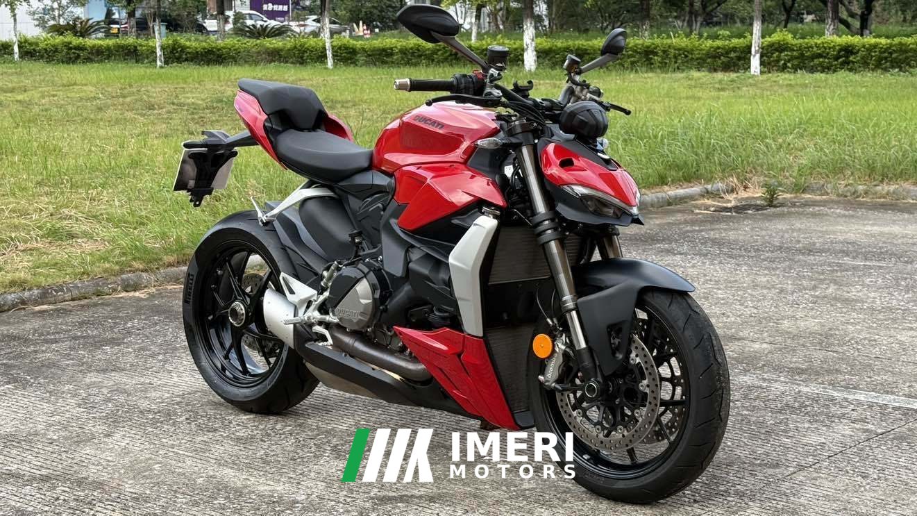 2022 Ducati Street Fighter V2 950 cc
