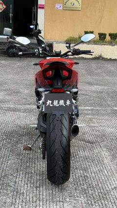 Ducati Street Fighter V2 950 cc - ფოტო 8