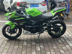 Kawasaki Ninja 400 - ფოტო 4