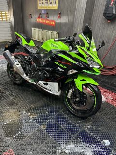 Kawasaki Ninja 400 - ფოტო 1