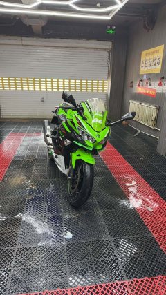 Kawasaki Ninja 400 - ფოტო 2