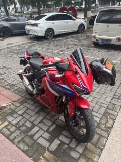 Honda CBR400R - ფოტო 3