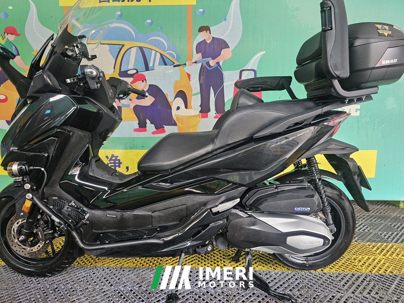 2022 Honda NSS350