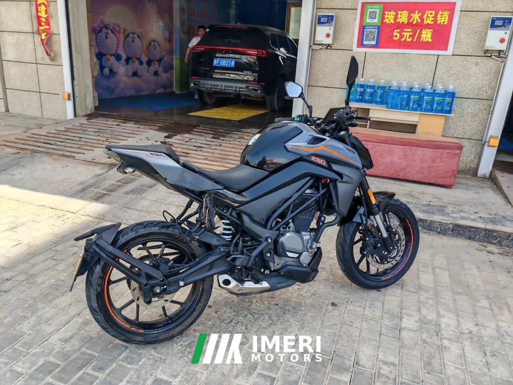 2022 CFMOTO 250NK
