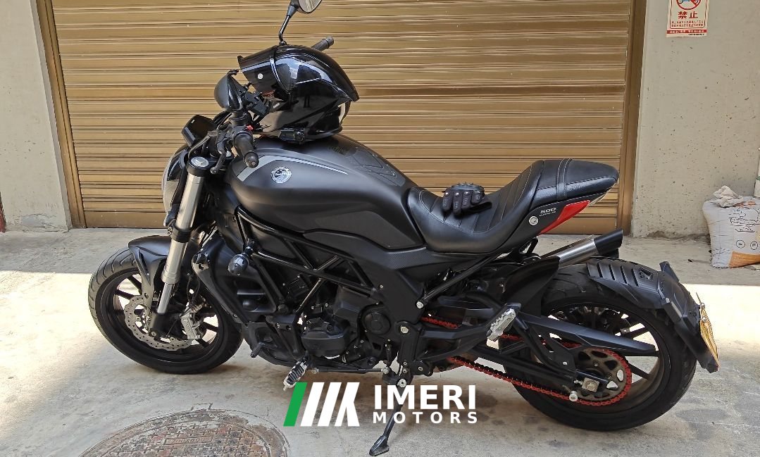 2021 Benelli 502C 500 cc