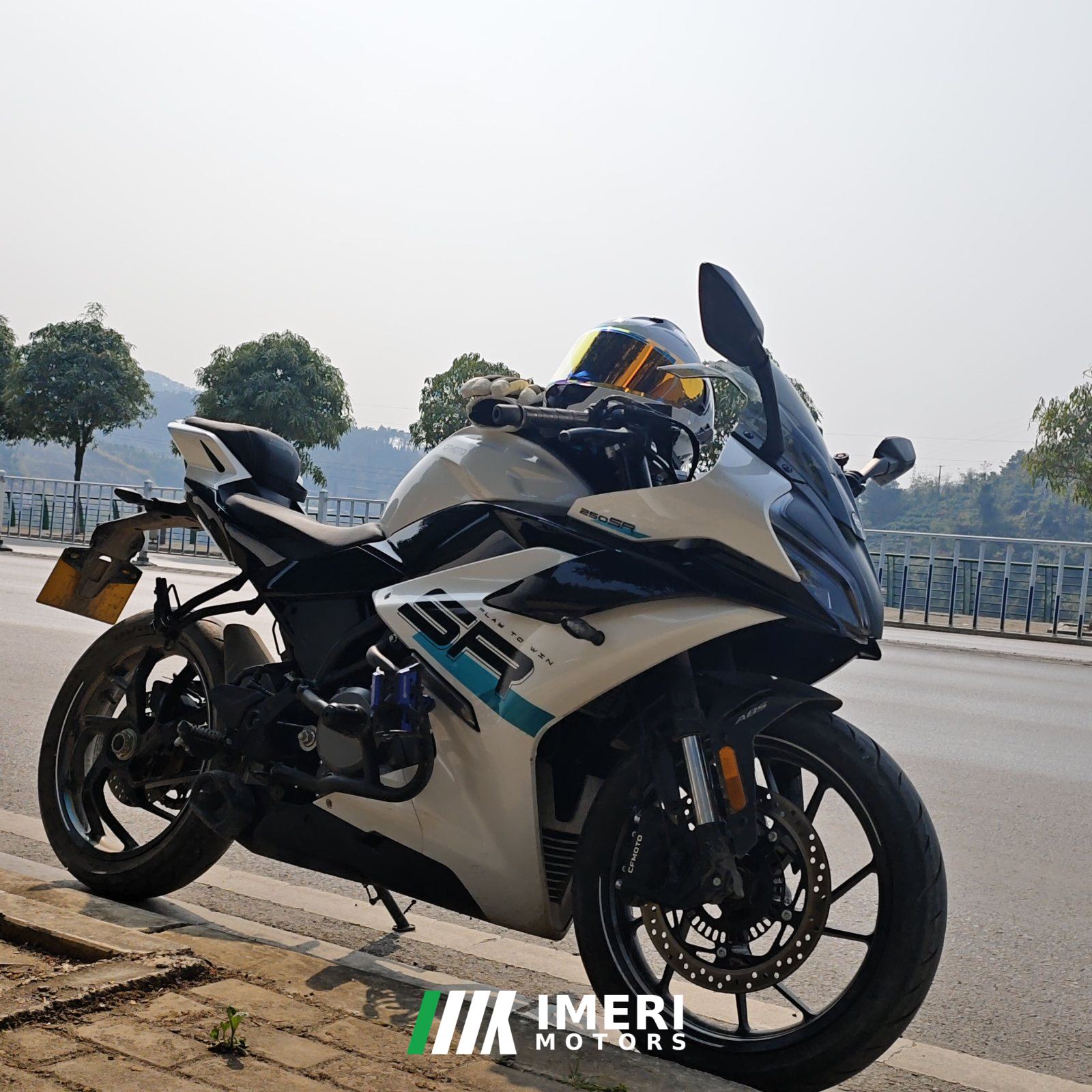 2023 CFMOTO 250SR