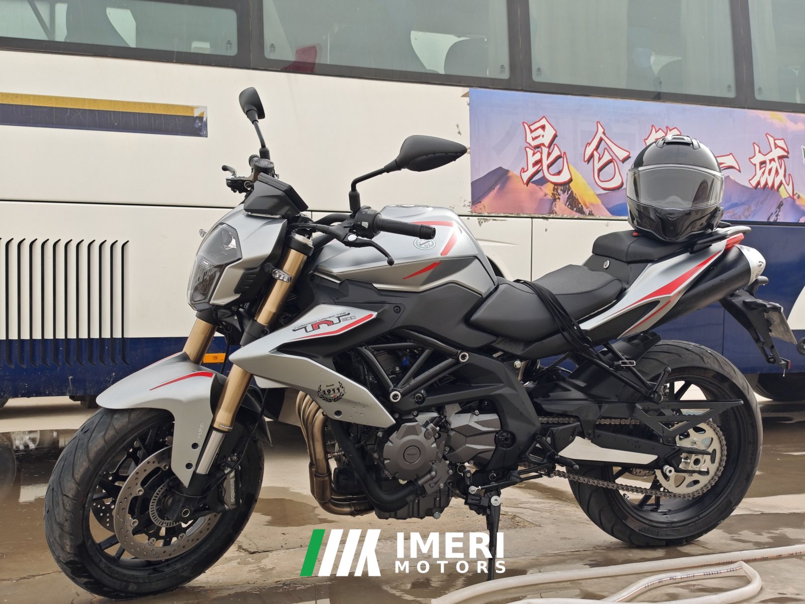 2024 Benelli TNT600i