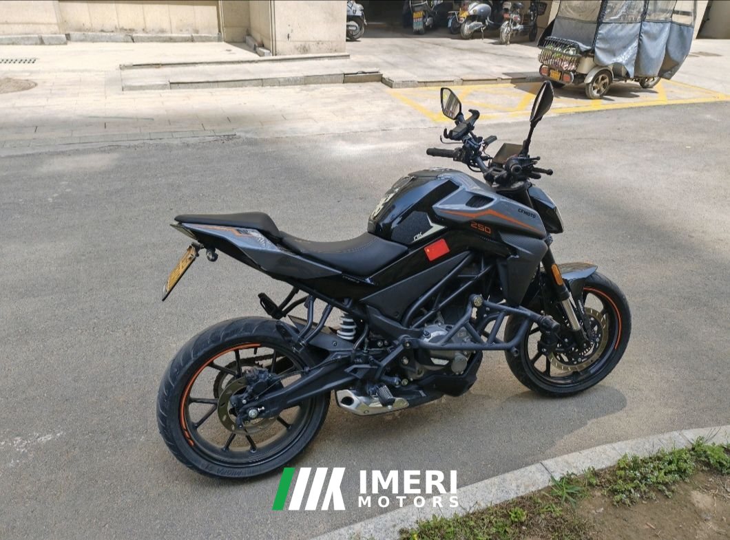 2022 CFMOTO 250NK