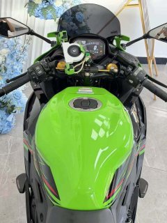Kawasaki ZX-4R 400 cc - photo 6