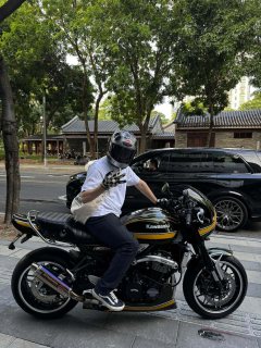 Kawasaki Z900RS 950 cc - ფოტო 2