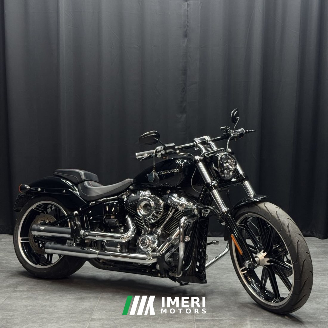 Harley-Davidson Breakout 1860 cc - მოტოციკლი ჩინეთიდან