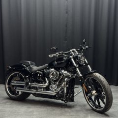 Harley-Davidson Breakout 1860 cc - ფოტო 1