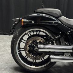 Harley-Davidson Breakout 1860 cc - ფოტო 6