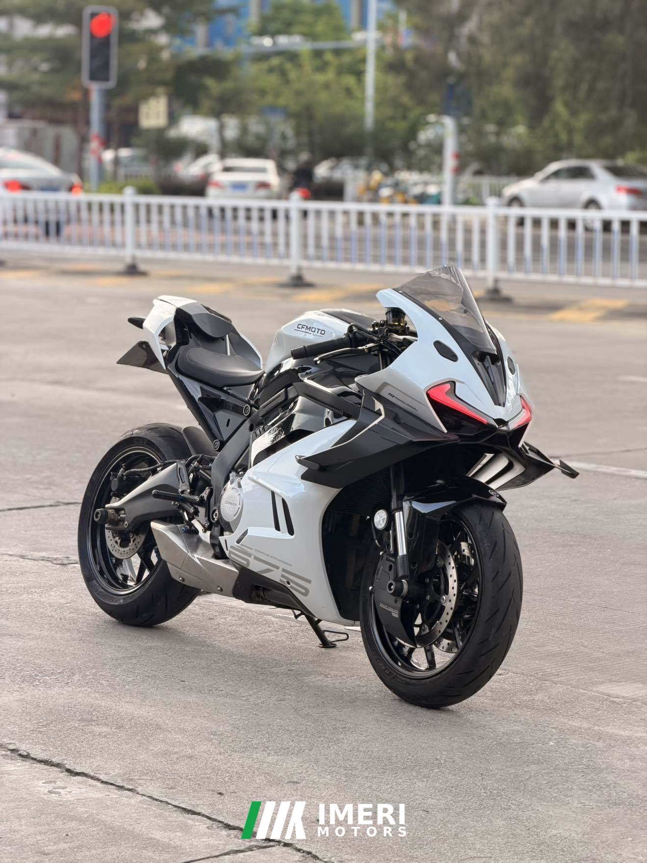 2024 CFMOTO 675SR-R