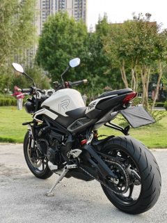 Triumph Street Triple 765 - ფოტო 6
