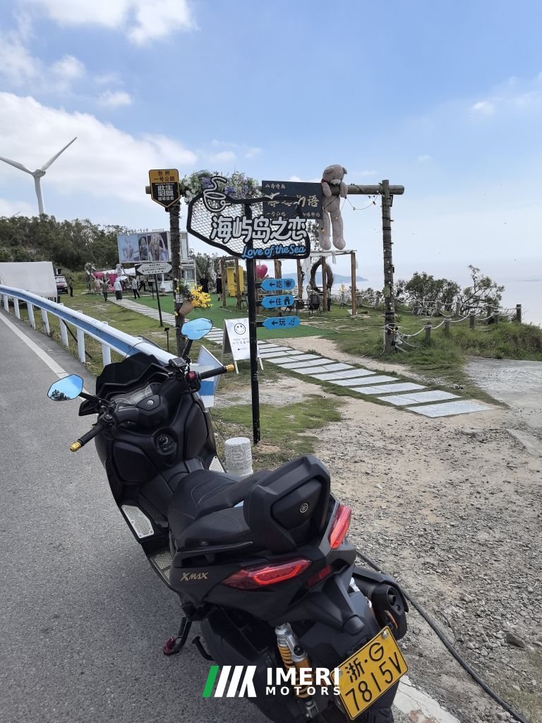 2022 Yamaha XMAX 300 cc