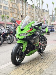Kawasaki ZX-4R 400 cc - ფოტო 2