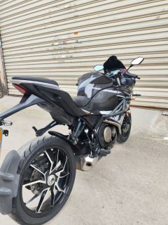 QJMOTOR SRK 250 - ფოტო 3