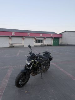 Kawasaki Z650 - ფოტო 4