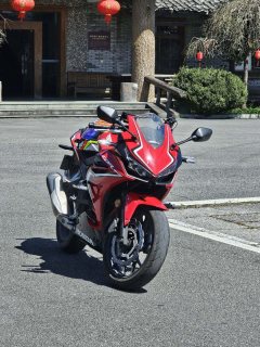 Honda CBR400R - ფოტო 1