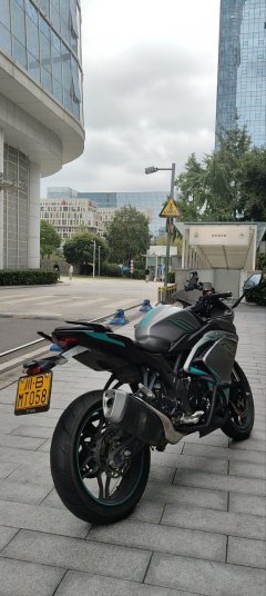 Voge 300RR - ფოტო 1