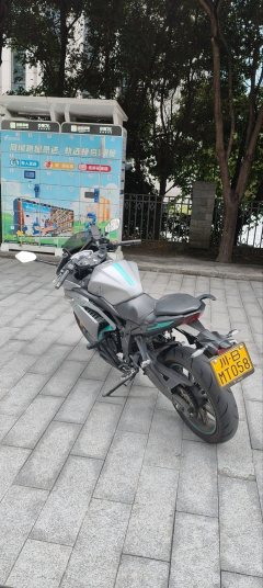 Voge 300RR - ფოტო 2