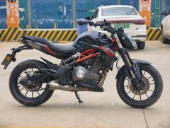 Benelli TNT 300 / BN 302S - ფოტო 1