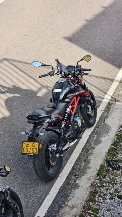 Benelli TNT 300 / BN 302S - ფოტო 9