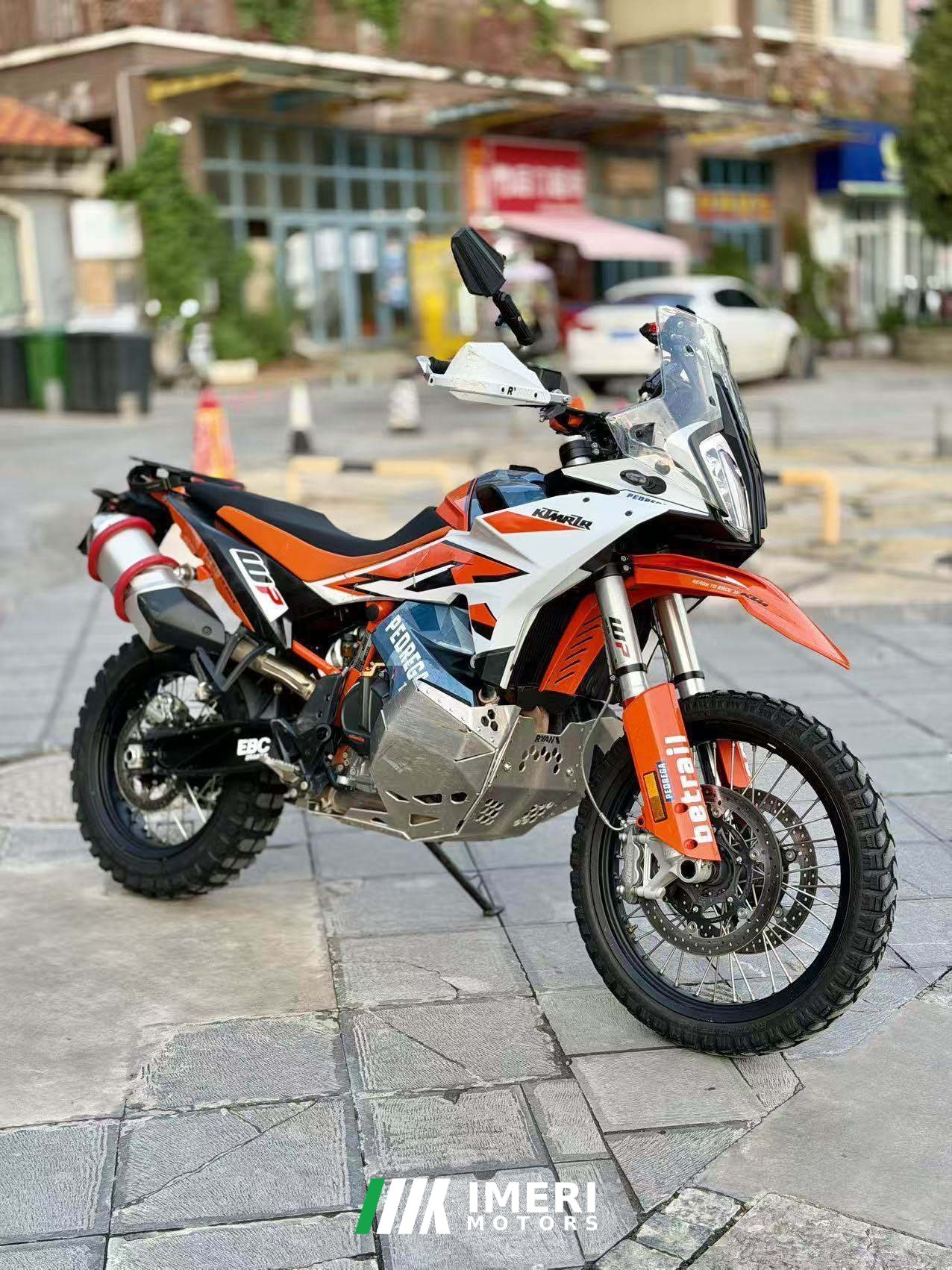 2025 KTMR2R 790 Adventure 800 cc
