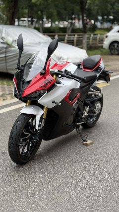 QJMOTOR SRK 250 - ფოტო 1