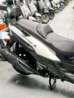 SYM Joymax Z 300 - ფოტო 9