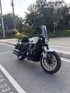 QJMOTOR 300 - ფოტო 3