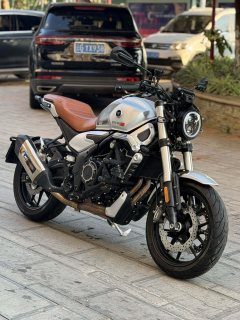 Voge AC525 500 cc - ფოტო 1
