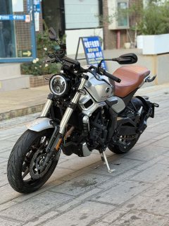 Voge AC525 500 cc - ფოტო 3