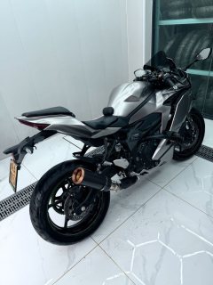 Kawasaki ZX-4R 400 cc - photo 4
