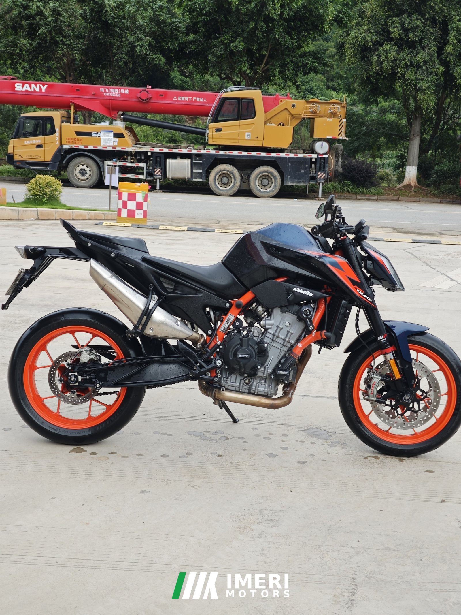 2022 KTMR2R 890 Duke 900 cc